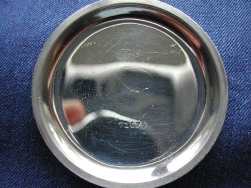 ZENITH LARGE WW1 ALARM POCKET WATCH MOUNTED ON A LAND SEA AIR BRACKET ON A MAHOGANY STAND - ADDITIONAL PHOTO 4