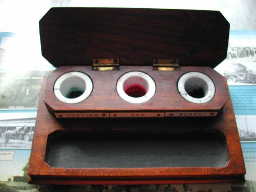 ZENITH POCKET WATCH MOUNTED WW1 PERIOD PEN TRAY OR PEN TIDY - ADDITIONAL PHOTO 2