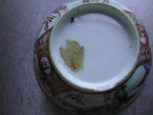 CHINESE 18TH CENTURY FAMILLE ROSE PORCELAIN TEA BOWL - ADDITIONAL PHOTO 5