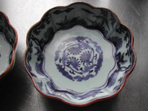 JAPANESE ARITA LATE 17TH EARLY 18TH CENTURY PAIR OF BLUE AND WHITE PORCELAIN BOWLS - ADDITIONAL PHOTO 1