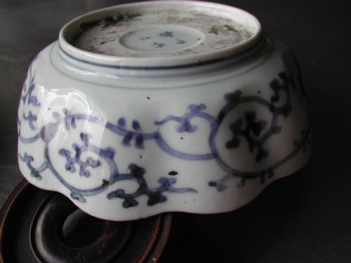 JAPANESE ARITA LATE 17TH EARLY 18TH CENTURY PAIR OF BLUE AND WHITE PORCELAIN BOWLS - ADDITIONAL PHOTO 4