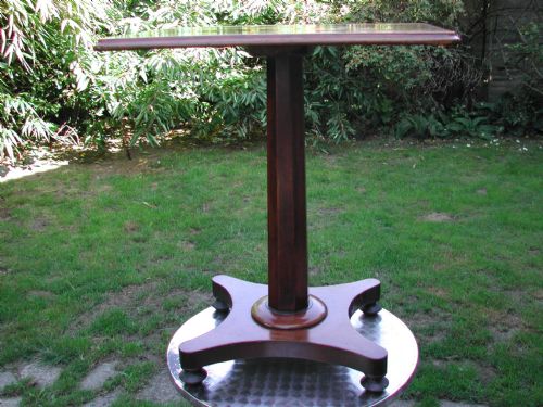 mid victorian mahogany side table - CATEGORY: ANTIQUE TABLES - DATED VICTORIAN