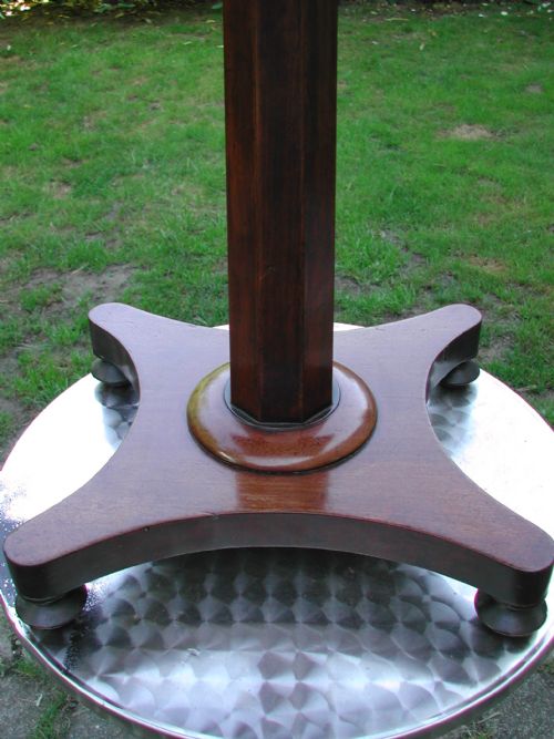 MID VICTORIAN MAHOGANY SIDE TABLE - ADDITIONAL PHOTO 4
