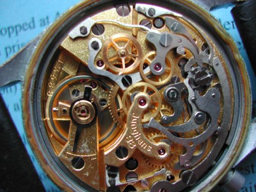 JUNGHANS TYPE 88 MILITARY ISSUE PILOTS CHRONOGRAPH CIRCA 1958 - ADDITIONAL PHOTO 7