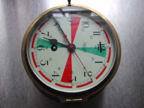 SMITHS RED GREEN SEGMENT RADIO ROOM CLOCK - ADDITIONAL PHOTO 1