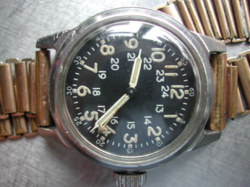 KOREAN WAR AMERICAN MILITARY ISSUE PILOTS WATCH A17A WITH HACK MADE BY ELGIN CIRCA 1952 - ADDITIONAL PHOTO 1