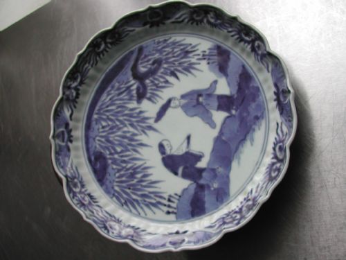 JAPANESE 17TH CENTURY UNDERGLAZE BLUE AND WHITE LOBED DISH CIRCA 1660 - ADDITIONAL PHOTO 1
