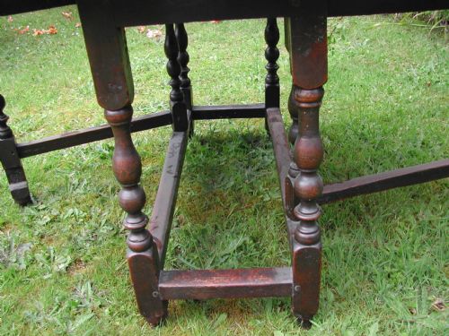 EARLY 18TH CENTURY OAK GATELEG TABLEA BARGIN BASEMENT ITEM TO CLEAR - ADDITIONAL PHOTO 3
