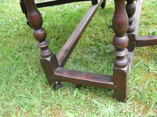 EARLY 18TH CENTURY OAK GATELEG TABLEA BARGIN BASEMENT ITEM TO CLEAR - ADDITIONAL PHOTO 6