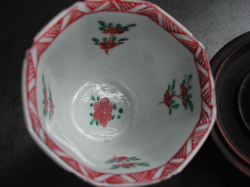 KANGXI PERIOD FAMILLE VERTE CAFE'AU LAIT HEXAGONAL WINE CUP CIRCA 1700 - ADDITIONAL PHOTO 10