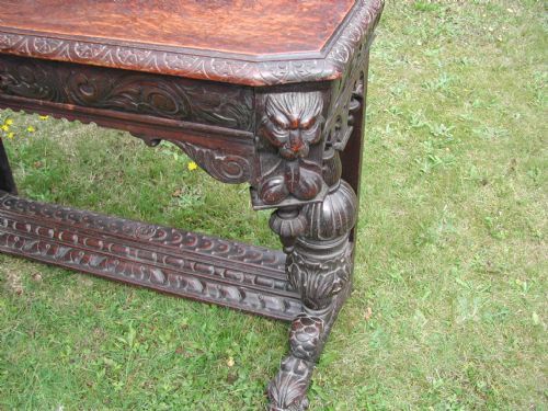 OAK GOTHIC REVIVAL HALL TABLE LATE 19TH CENTURY - ADDITIONAL PHOTO 1