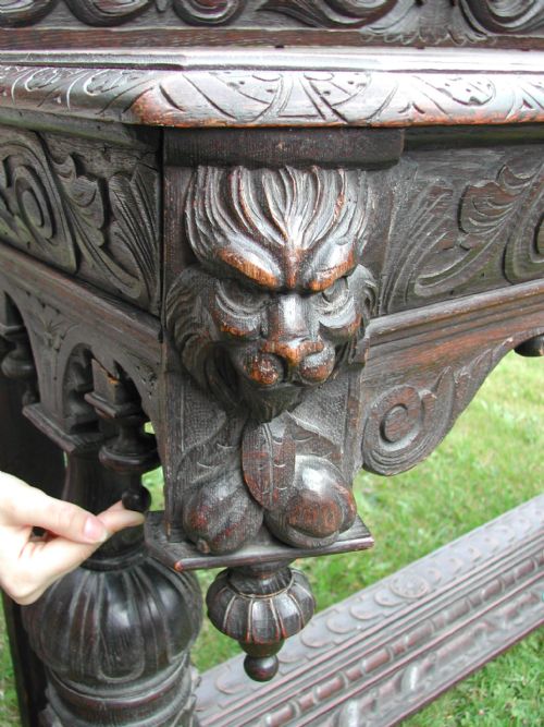OAK GOTHIC REVIVAL HALL TABLE LATE 19TH CENTURY - ADDITIONAL PHOTO 8