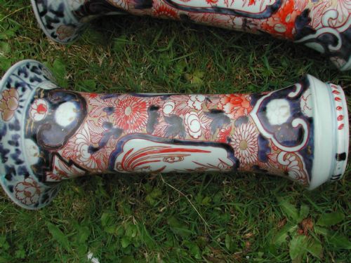 JAPANESE IMARI PAIR OF TRUMPET SHAPED VASES EARLY 18TH CENTURY - ADDITIONAL PHOTO 12