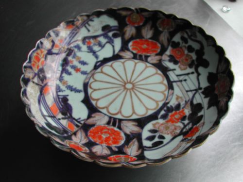 JAPANESE IMARI SHALLOW DISH 18TH CENTURY - ADDITIONAL PHOTO 9