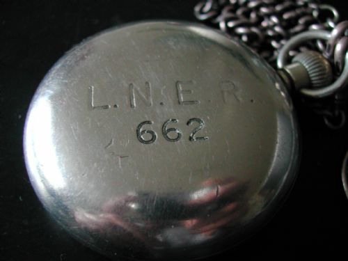 LONDON NORTH EAST REGION RAILWAY POCKET WATCH BY RECORD PRE 1948 - ADDITIONAL PHOTO 3