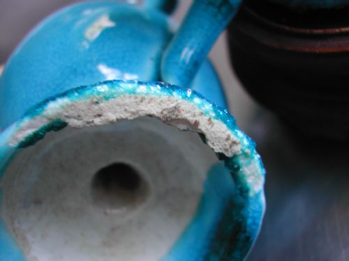 RARE PAIR OF CHINESE TURQUOISE GLAZED CADOGAN WINE EWERS DATED TO THE LATE 18TH EARLY 19TH CENTURY - ADDITIONAL PHOTO 4