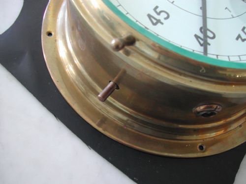 ELLIOTT BRITISH ROYAL NAVAL ISSUE WARSHIP OR AIRCRAFT CARRIER DECK CLOCK POST 1950 - ADDITIONAL PHOTO 3