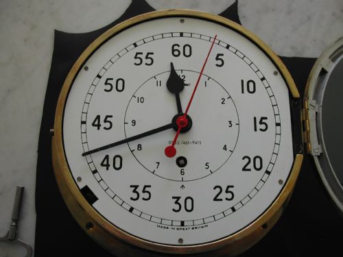 ELLIOTT BRITISH ROYAL NAVAL ISSUE WARSHIP OR AIRCRAFT CARRIER DECK CLOCK POST 1950 - ADDITIONAL PHOTO 8
