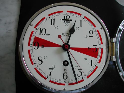 SMITHS ASTRAL NAVAL RADIO ROOM CLOCK POST 1946 - ADDITIONAL PHOTO 3