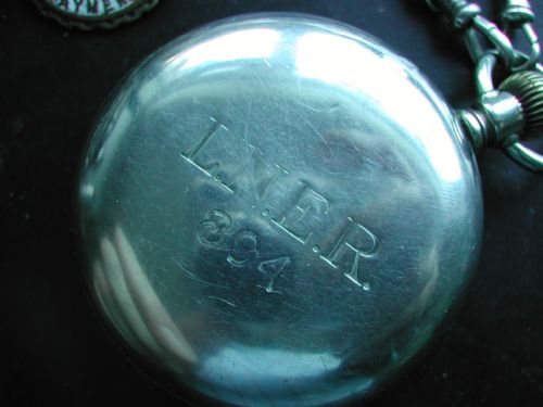 LONDON NORTH EAST REGION RAILWAY ISSUE POCKET WATCH 894 PRE 1948 - ADDITIONAL PHOTO 7