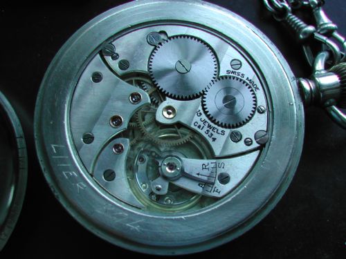 LONDON NORTH EAST REGION RAILWAY ISSUE POCKET WATCH 894 PRE 1948 - ADDITIONAL PHOTO 11