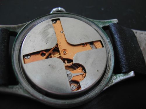 SMITHS DELUX 15 JEWEL EVEREST WATCH 1953 - ADDITIONAL PHOTO 9