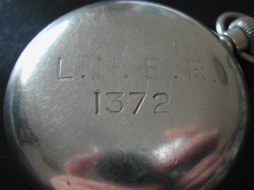 LONDON NORTH EASTERN RAILWAY LNERISSUE POCKET WATCH NO 1372 PRE 1948 - ADDITIONAL PHOTO 3