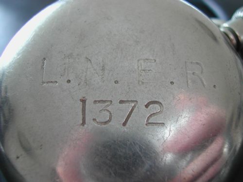 LONDON NORTH EASTERN RAILWAY LNERISSUE POCKET WATCH NO 1372 PRE 1948 - ADDITIONAL PHOTO 7