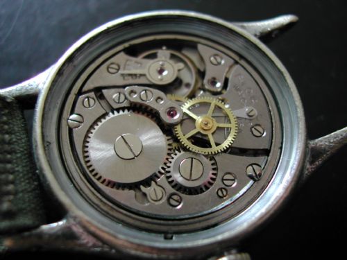 WW2 RAF PILOTS ISSUED BULOVA A11 DATED 1941 - ADDITIONAL PHOTO 11