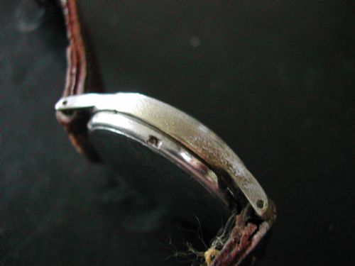 FOR SALE IS THIS QUITE RARE WW2 TIMOR WATERPROOF 17 JEWEL PILOTS OR NAVIGATORS WATCH CIRCA 1943 - ADDITIONAL PHOTO 3