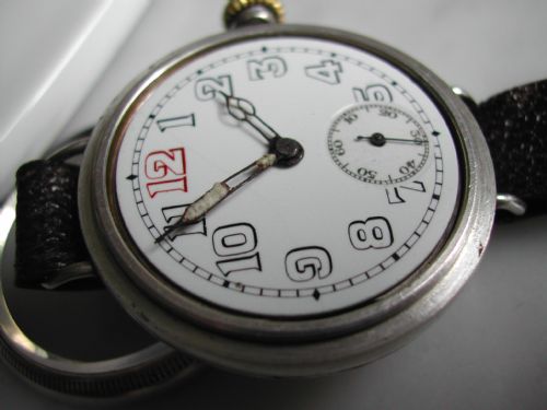 WW1 SILVER TRENCH WATCH WITH SCREW FRONT AND BACK CASE FOR EXTRA WATER PROOF PROTECTION CIRCA 1915 - ADDITIONAL PHOTO 1
