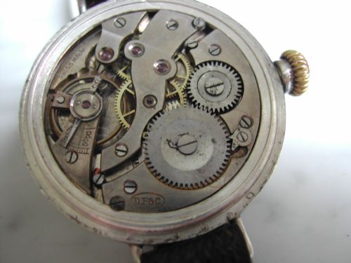 WW1 SILVER TRENCH WATCH WITH SCREW FRONT AND BACK CASE FOR EXTRA WATER PROOF PROTECTION CIRCA 1915 - ADDITIONAL PHOTO 5