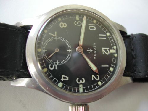 WW2 RECORD WWW MILITARY ISSUE WATCH CIRCA 1945 - ADDITIONAL PHOTO 2