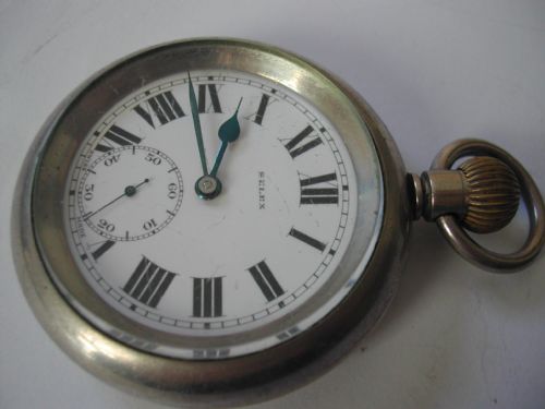 LONDON NORTH EAST REGION RAILWAY ISSUE POCKET WATCH NO 6105 PRE 1948 - ADDITIONAL PHOTO 1