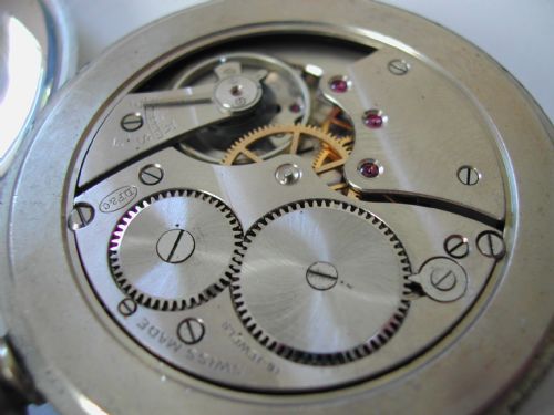 LONDON NORTH EAST REGION RAILWAY ISSUE POCKET WATCH NO 6105 PRE 1948 - ADDITIONAL PHOTO 7