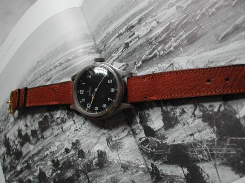 OMEGA 1956 MILITARY ISSUE PILOTS WATCH REF 3566 DATED 1956 - ADDITIONAL PHOTO 1