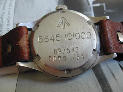 OMEGA 1953 RAF ISSUE PILOTS WATCH KNOW AS THE FAT ARROW VERSION AND ONLY ISSUED IN THE YEAR 1953 - ADDITIONAL PHOTO 6