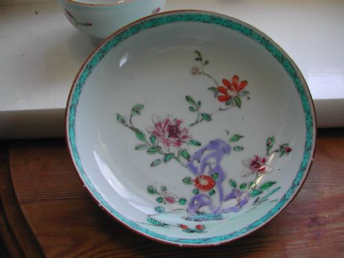 CHINESE FAMILLE ROSE TEA BOWL AND MATCHING SAUCER CIRCA 1750 - ADDITIONAL PHOTO 8