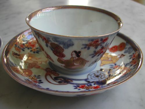 JAPANESE IMARI PAIR OF TEABOWLS AND SAUCERS EARLY 18TH CENTURY - ADDITIONAL PHOTO 9