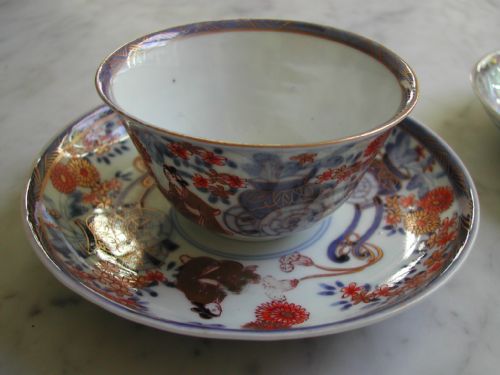 JAPANESE IMARI PAIR OF TEABOWLS AND SAUCERS EARLY 18TH CENTURY - ADDITIONAL PHOTO 12