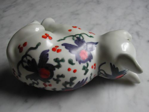 JAPANESE IMARI PORCELAIN MODEL OF A CAT 19TH CENTURY - ADDITIONAL PHOTO 9