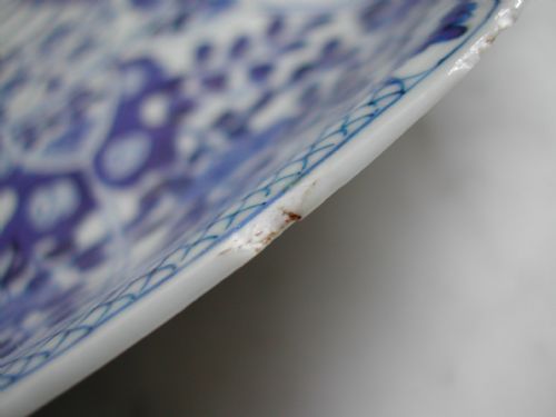 RARE CHINESE BLUE AND WHITE 12 SIDED DISH FOUR CHARACTER MARK KANGXI AND OF THE PERIOD - ADDITIONAL PHOTO 2