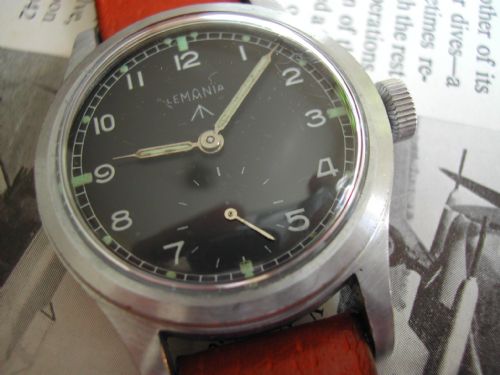 VERY FINE WW2 LEMANIA WWW MILITARY ISSUED WATCH WITH MATCHING NUMBERS CIRCA 1945 - ADDITIONAL PHOTO 2