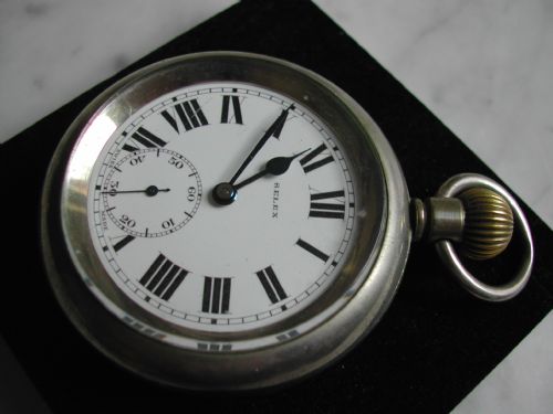LONDON NORTH EAST REGION RAILWAY POCKET WATCH NO LNER 6106 BY SELEX PRE 1948 - ADDITIONAL PHOTO 2