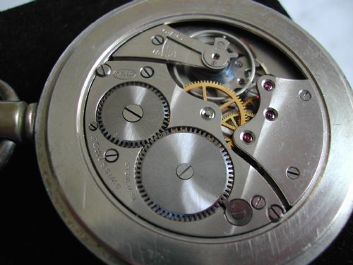 LONDON NORTH EAST REGION RAILWAY POCKET WATCH NO LNER 6106 BY SELEX PRE 1948 - ADDITIONAL PHOTO 8
