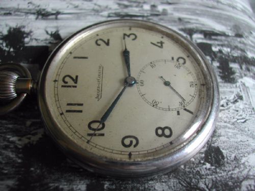 WW2 RAF ISSUED JAEGERLECOULTRE POCKET WATCH WITH ENLARGED SUBSECONDS DIAL CIRCA 1940 - ADDITIONAL PHOTO 2