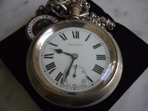 gwr great western railway station master or guards pocket watch by record and silver chain pre 1948 - CATEGORY: ANTIQUE CLOCKS - DATED 1940