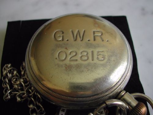 GWR GREAT WESTERN RAILWAY STATION MASTER OR GUARDS POCKET WATCH BY RECORD AND SILVER CHAIN PRE 1948 - ADDITIONAL PHOTO 4