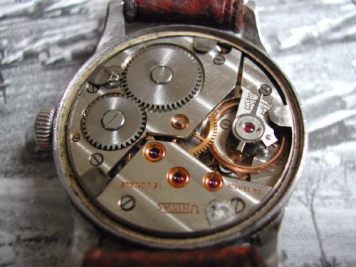 WW2 UNITAS ATP WRISTWATCH SUPPLIED BY BRAVINGTONS CIRCA 1940 - ADDITIONAL PHOTO 5