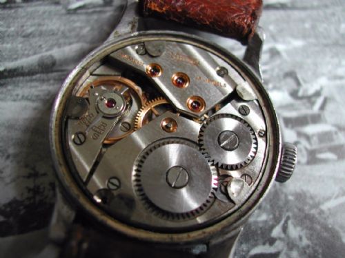 WW2 UNITAS ATP WRISTWATCH SUPPLIED BY BRAVINGTONS CIRCA 1940 - ADDITIONAL PHOTO 6